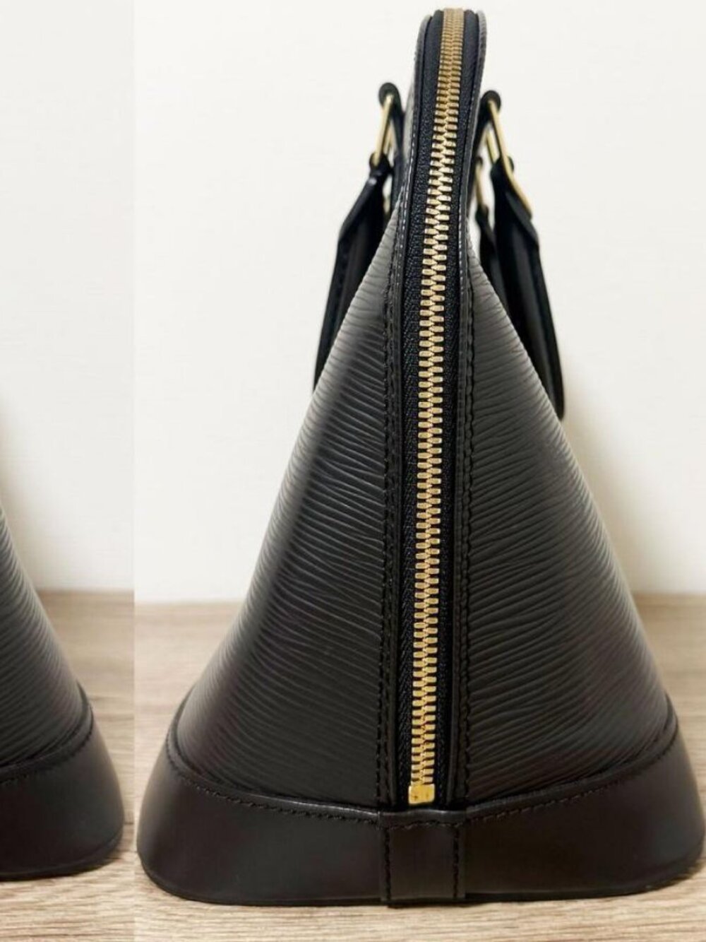 Louis Vuitton Epi Alma PM Handbag Noir Black Leather - Picture 7 of 13